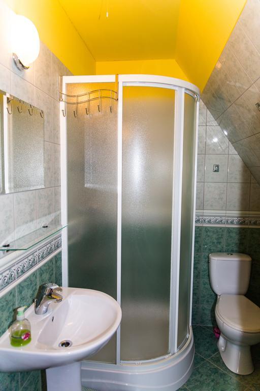 Domek Pod Klonem Agroturystyka Białowieża Habitación foto